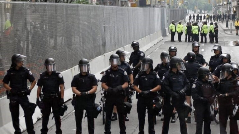 G20 Police in Toronto: Extra Powers Granted